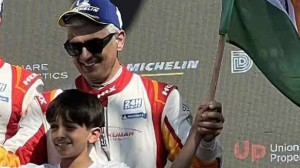 ரசிகர்களுக்கு நன்றி சொன்ன அஜித்..!