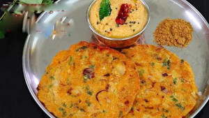 சம்பா ரவை அடை...