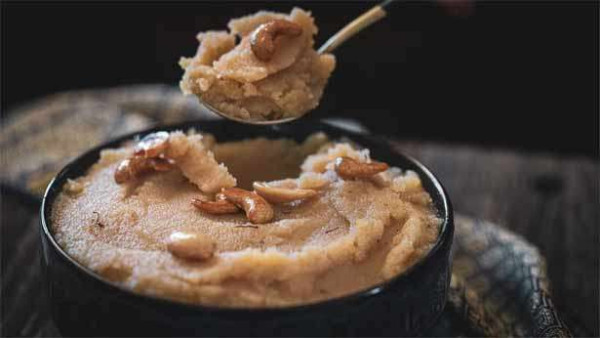 இனிப்பு ரவா புட்டு