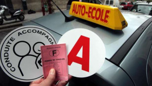 வாகன ஓட்டுநர் உரிமம் பெற 80,000 கூடுதல் தேர்வு இடங்கள் அறிவிப்பு!!