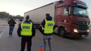 நபருக்கு 10,000 யூரோ கொடுத்து ஐரோப்பாவுக்குள்  சட்டவிரோத நுழைவுகள்!