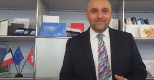 வியாழக்கிழமைக்குள் 800 முதல் 900 பிரான்ஸ் நாட்டு மக்கள்  இஸ்ரேலிலிருந்து வெளியேற்றப்படுவார்கள்: தெல்அவிவிலுள்ள பிரான்ஸ் தூதுவர் அறிவிப்பு!!