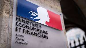 பொதுகடனை அடைக்க €40,000 வரை அரசுக்கே நன்கொடை வழங்கும் பிரஞ்சு குடிமக்கள்!!