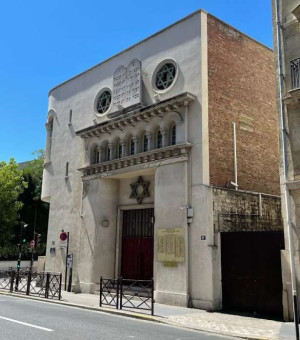 "யூதரை கொல்ல வந்தேன்" Neuilly-sur-Seineஇல் கத்தியுடன் மிரட்டிய நபர் கைது!!