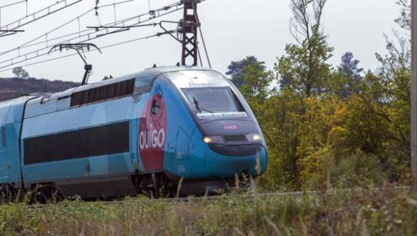 அல்ப்ஸில் கடும் வெள்ளம்: பரிஸ்-மிலான் ரயில் சேவை இடைநிறுத்தம்!!