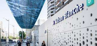 ஆபத்தானதாக மாறிய Maison Blanche மெட்ரோ நிலையத்தில் தொங்கிய கலைநிலையம் அகற்றப்பட்டது!