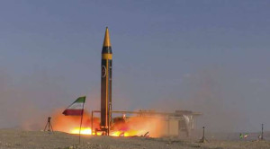 ஈரானுக்கு எதிராக மீண்டும் தடைகளை விதிக்க பிரான்ஸ், ஜெர்மனி, இங்கிலாந்து முடிவெடுக்கிறதா?