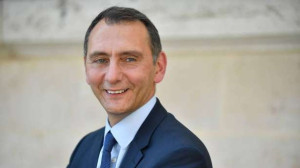 "இந்த அரசாங்கத்திற்கு எதிர்காலம் இல்லை, இது இடைக்காலம்" Laurent Jacobelli