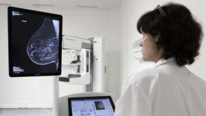 "பெண்களே நோயை ஊதிப் பெரிதாக்காதீர்கள், பரிசோதனை செய்யுங்கள்" CSE Paris.