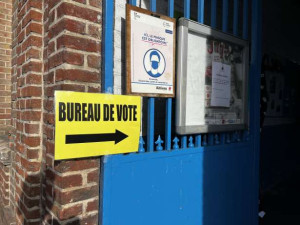 மிகவும் அதிகமான வாக்காளர்கள் வாக்களித்த தேர்தல் களம் இன்று. 