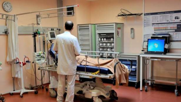 நோயாளிக்கு தவறுதலாக அகற்றப்பட்ட சிறுநீரகம்!