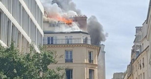 பரிஸ் : கட்டிடத்தில் திடீரென பரவிய தீ ... தீயணைப்புபடையினர் குவிப்பு..!