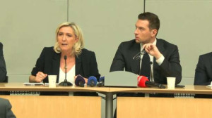 மரீன் லு பென்னுக்கு எதிரான தண்டனை.. Rassemblement national கட்சியில் இணைந்த 20,000 பேர்!!