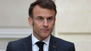 அமெரிக்காவுக்கு எதிராக வர்த்தக போர் : பிரித்தானிய பிரதமரை தொலைபேசியில் அழைத்த மக்ரோன்!!