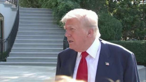 மக்ரோனை மீண்டும் சீண்டிய அமெரிக்க அதிபர் ட்ரம்ப்!!