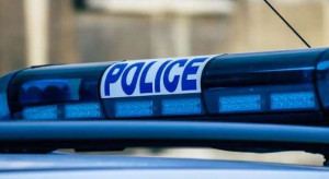 Hauts-de-Seine : கட்டுப்பாட்டை மீறி பயணித்த ஸ்கூட்டர் விபத்தில் சிக்கியது... இளைஞன் படுகாயம்..!