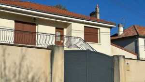 குளிர்சாதனப்பெட்டியில் கணவரின் சடலம்!  - மடாலயத்துக்கு சென்றதாக தெரிவித்துவந்த மனைவி கைது!!