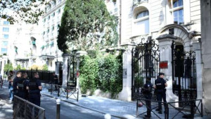 ஈரானிய பெண்ணுக்கு பிரான்சில் சிறை!!