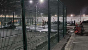 ■■ சிறைச்சாலைகள் மீது தாக்குதல்!!