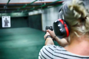 Essonne : துப்பாக்கிச்சூட்டில் ஒருவர் பலி!!