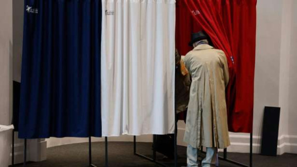 பிரெஞ்சு வரலாற்றில் முதன்முறையாக - வரவுசெலவுத் திட்டத்துக்காக பொதுமக்கள் வாக்கெடுப்பு!!