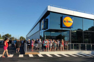 Lidl பல்பொருள் அங்காடியின் நிலகீழ் தளத்தில் சடலம்...!!