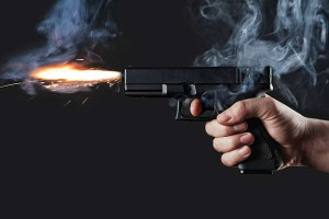 துப்பாக்கிச்சூட்டில் முடிந்த திருமணம்! - மணப்பெண் பலி!!