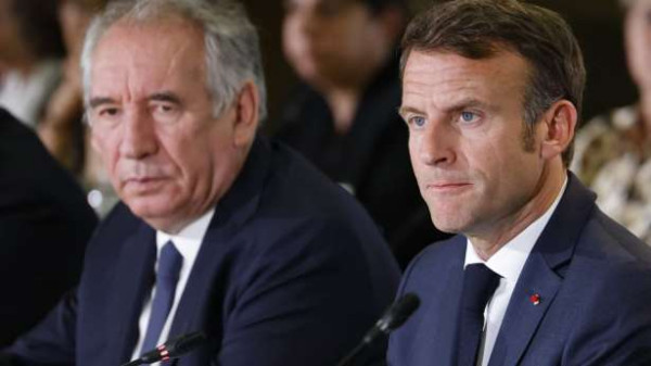 ஜனாதிபதி, பிரதமர் - பிரபலத்தன்மை சிறிய அதிகரிப்பு!!