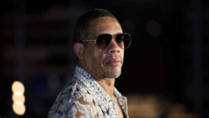 பரிஸ் : பாடகர் Joey Starr வீட்டில் கொள்ளை! - €100,000 யூரோக்கள் மாயம்!!