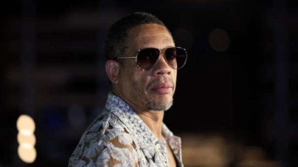 பரிஸ் : பாடகர் Joey Starr வீட்டில் கொள்ளை! - €100,000 யூரோக்கள் மாயம்!!