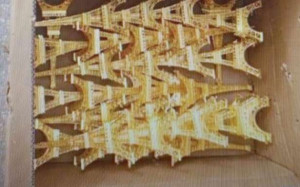 300 கிலோ எடையுள்ள ஈஃபிள் கோபுரத்தின் ‘மினியேச்சர்’! - ஒருவர் கைது!