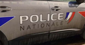 பரிசில் இரு வேறு இடங்களில் தாக்குதல்! - மூவர் படுகாயம்!