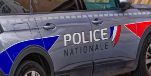 பரிஸ் : வீடொன்றுக்குள் ஆயுத்ததுடன் நுழைந்த கொள்ளையர்கள்!