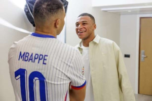 எம்பாபேக்கு லண்டனில் மெழுகு சிலை!!