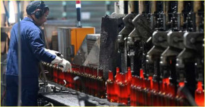 அமெரிக்க வரி - பிரான்சில் 316 பேருக்கு வேலை இழப்பு!