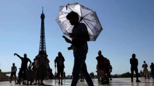 சுற்றுலாத்துறையில் ‘முதலாவது இடத்தை இழந்தது’ பிரான்ஸ்!!