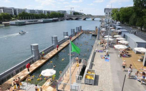 சென் நதியில் நீச்சல்... 10 நாட்களில் 20,000 பேர் பங்கேற்றனர்!!