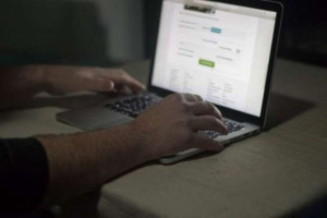 இணையவழி மோசடி.. 500 மில்லியன் யூரோக்களை கடந்தது... பரிசில் அவசர சந்திப்பு!