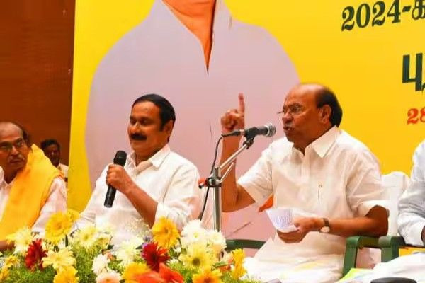 அ.தி.மு.க.வுடனான அன்புமணி கூட்டணி சட்டவிரோதமானது - ராமதாஸ்