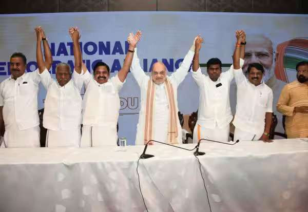 அடுத்த தேர்தலில் தி.மு.க.,வை தோற்கடிக்க மெகா கூட்டணி