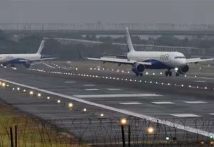 ஆபரேஷன் சிந்தூர் எதிரொலி; 18 விமான நிலையங்கள் மூடல்; 200 விமான சேவைகள் ரத்து