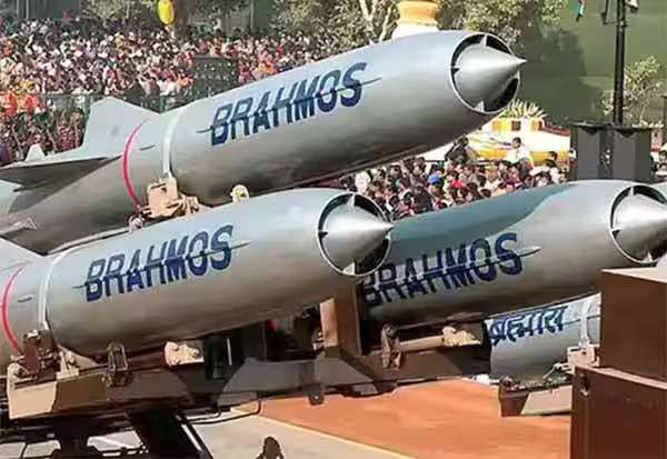 இந்தியா- இந்தோனேஷியா பிரம்மோஸ் ஏவுகணை ஏற்றுமதி ஒப்பந்தம் இறுதி கட்டம்