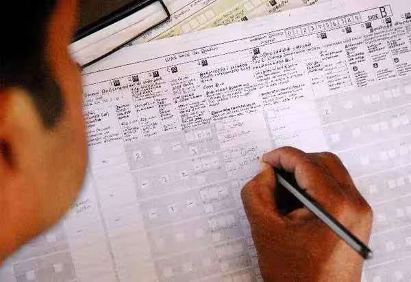 ஜாதிவாரி கணக்கெடுப்பு நடத்த மாநில அரசுகளுக்கு அதிகாரம் இல்லை பா.ம.க.,வுக்கு அமைச்சர்கள் பதில்