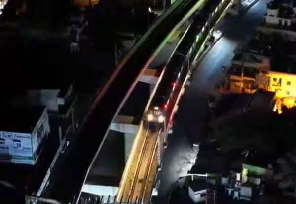 டிரைவர் இல்லா மெட்ரோ ரயில் முதல் சோதனை ஓட்டம் வெற்றி