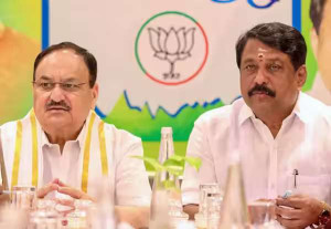 மாநில நிர்வாகிகள் நியமிப்பதில் குழப்பம்; டில்லியில் நட்டாவுடன் நாகேந்திரன் சந்திப்பு