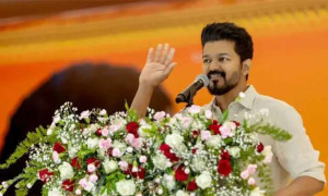அடுத்த கட்ட நடவடிக்கை: த.வெ.க., நிர்வாகிகளுடன் விஜய் ஆலோசனை