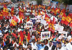 த.வெ.க., ஆர்ப்பாட்டத்தில் திரண்ட மகளிர்: அதிர்ச்சியில் ஆளுங்கட்சி