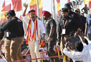 த.வெ.க மாநாடு: தி.மு.க - பா.ஜ மீது கடும் விமர்சனம்; அதிமுக மீது கரிசனம்! 