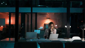 பெண்கள் இரவு பணி செய்வதால் ஏற்படும் பாதிப்புகள் பற்றி தெரியுமா ?