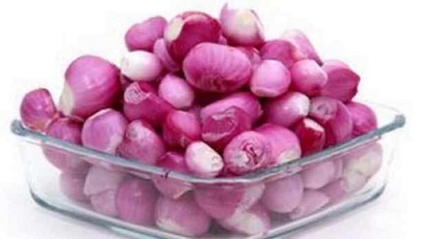 வெங்காயத்தை பச்சையாக சாப்பிடுவது நல்லதா?